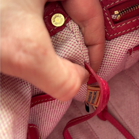 Dooney & Bourke Raspberry Hot Pink Leather Small Crossbody Satchel strap - Picture 12 of 16